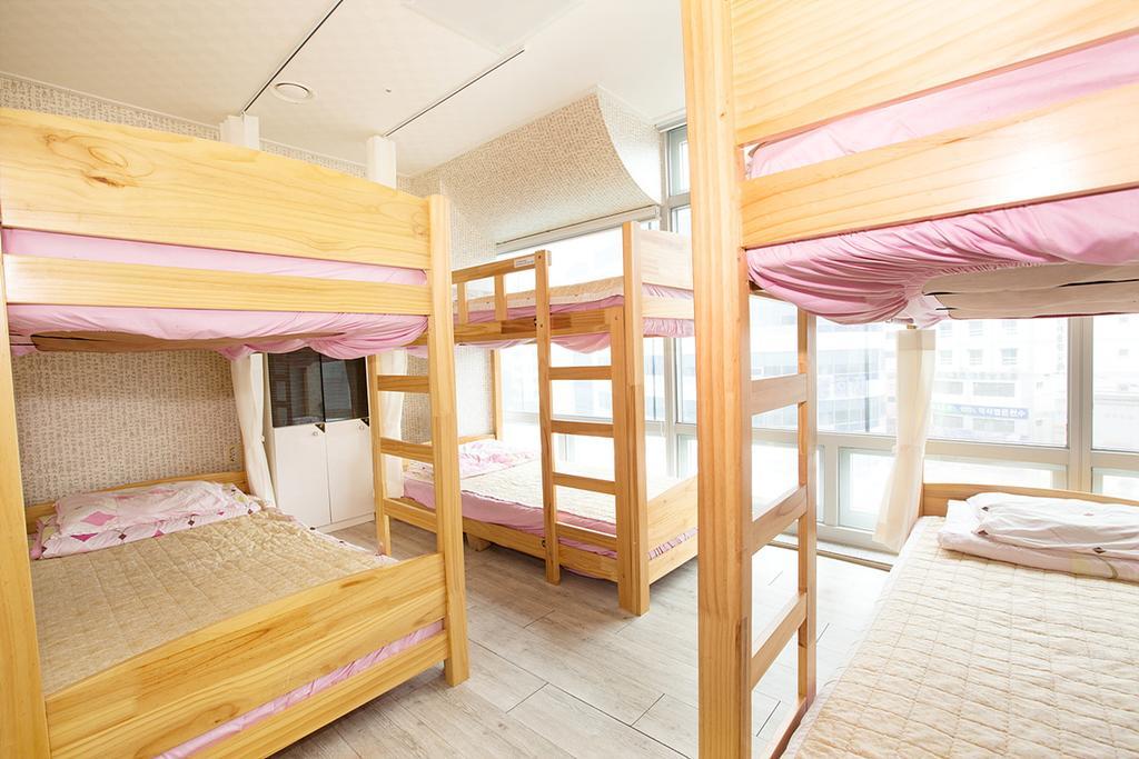 With Guesthouse Busan Kamer foto