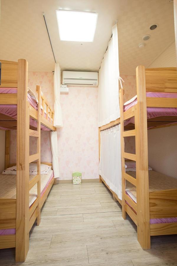 With Guesthouse Busan Kamer foto
